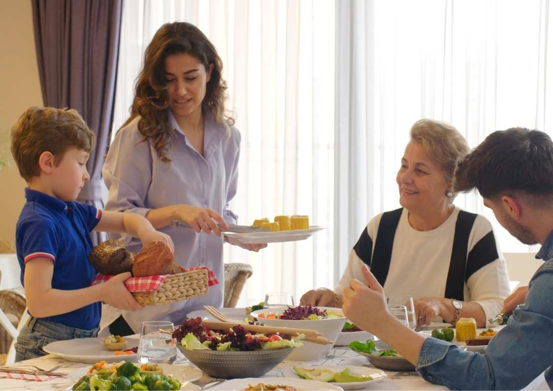 ארוחת ערב משפחתית: איך הופכים אותה לטבעונית?